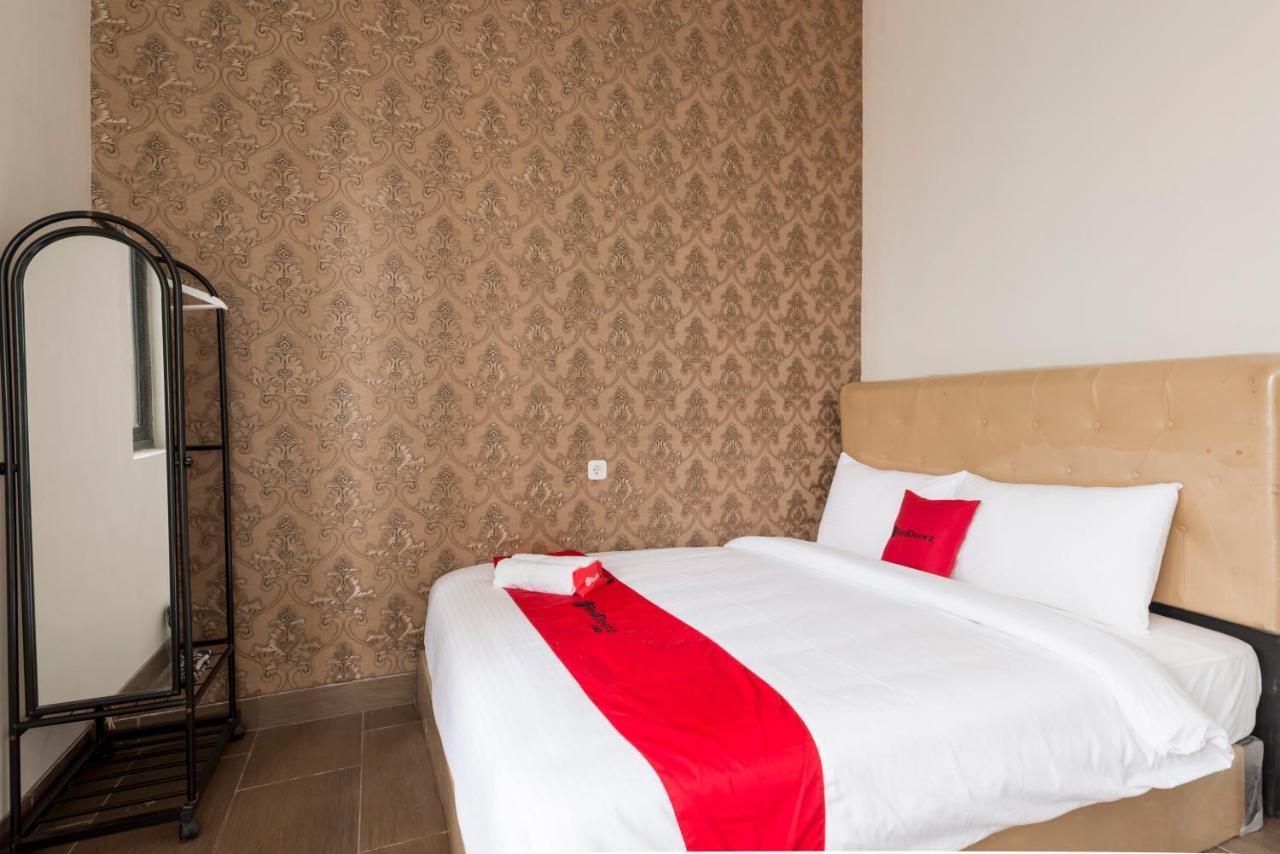 Reddoorz Near Grand City Mall 2 Σουραμπάγια Εξωτερικό φωτογραφία